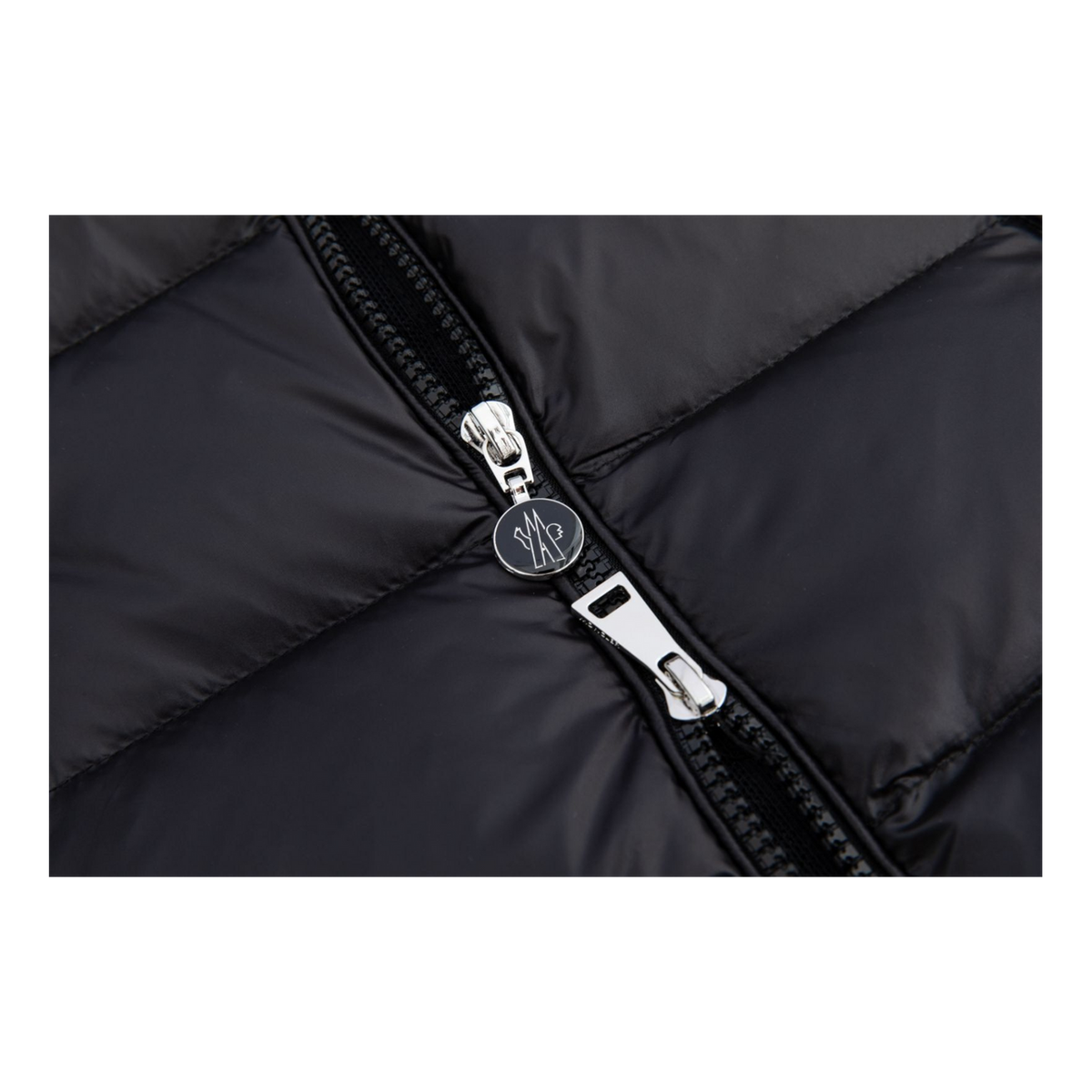 Moncler Gles Fitted Hooded Down Jacket